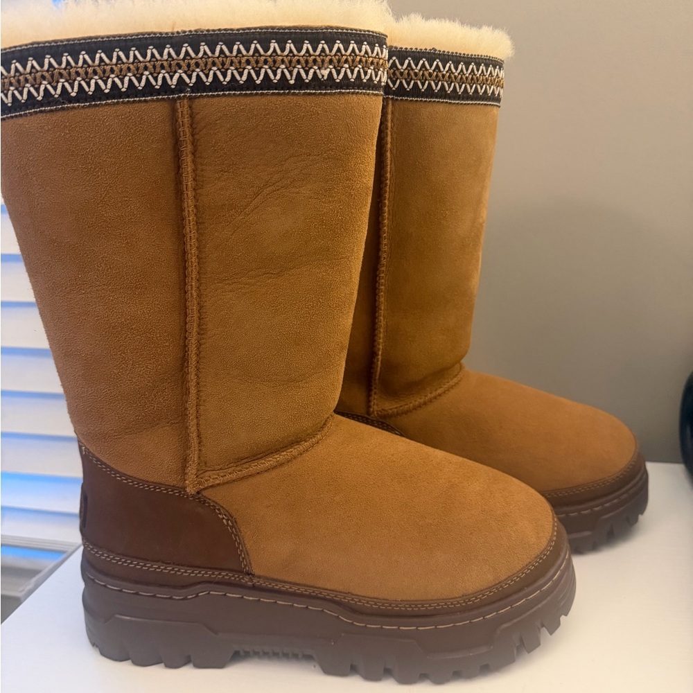 Ugg Traingazer Brown Suede Winter Boots